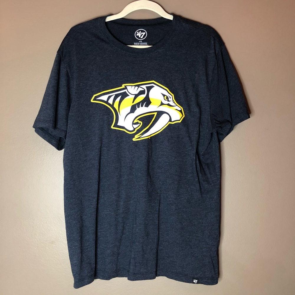 Men’s Nashville predators t shirt